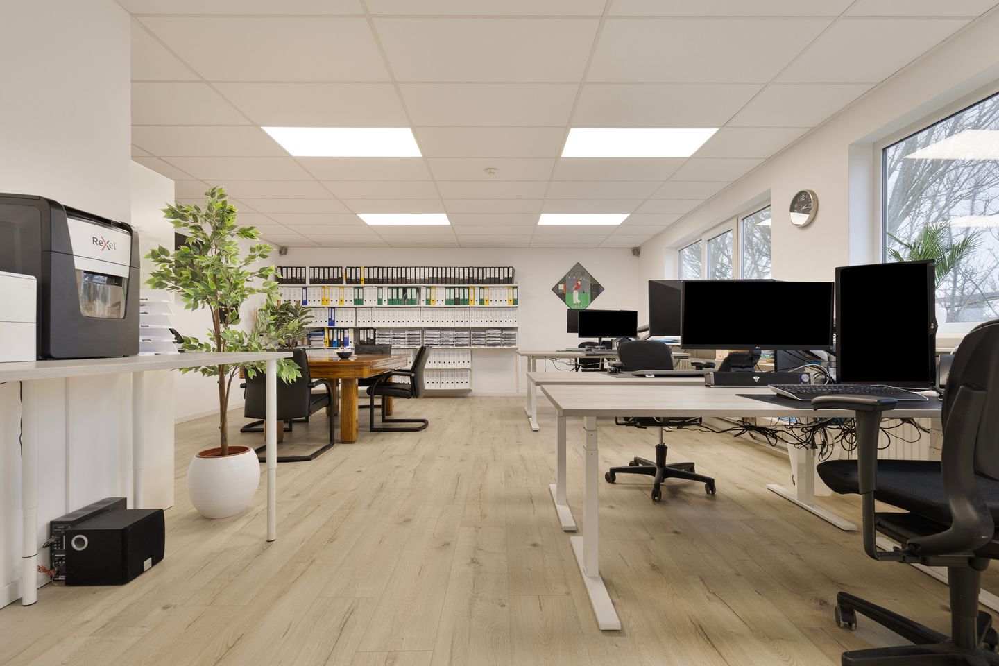 Bekijk foto 2 van Max Planckstraat 31-a