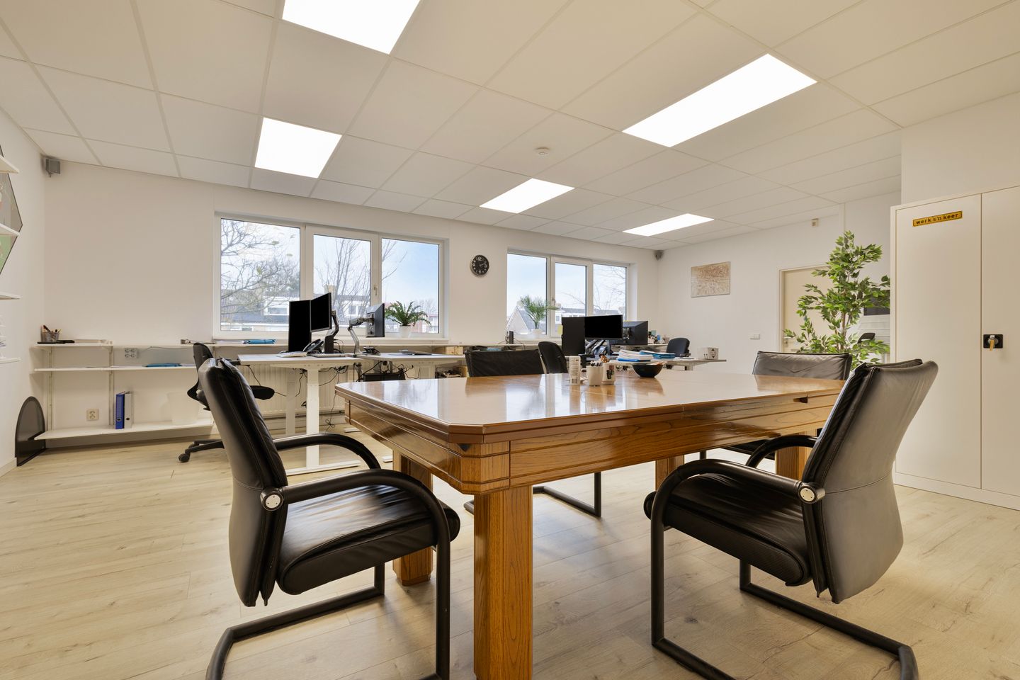 Bekijk foto 3 van Max Planckstraat 31-a