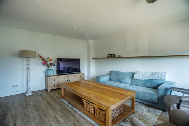 Foto 15 van Pastoor de Louwstraat 2-A