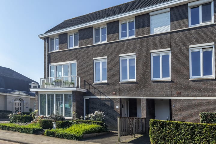 Foto 29 van Pastoor de Louwstraat 2-A