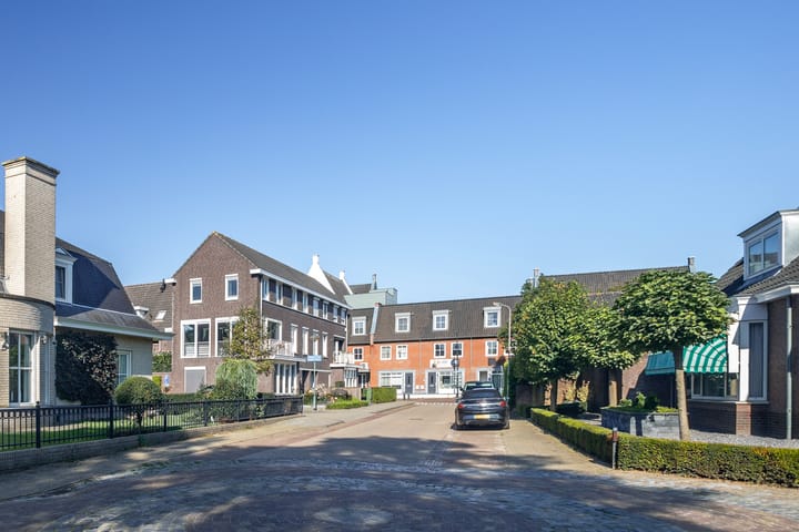 Foto 32 van Pastoor de Louwstraat 2-A