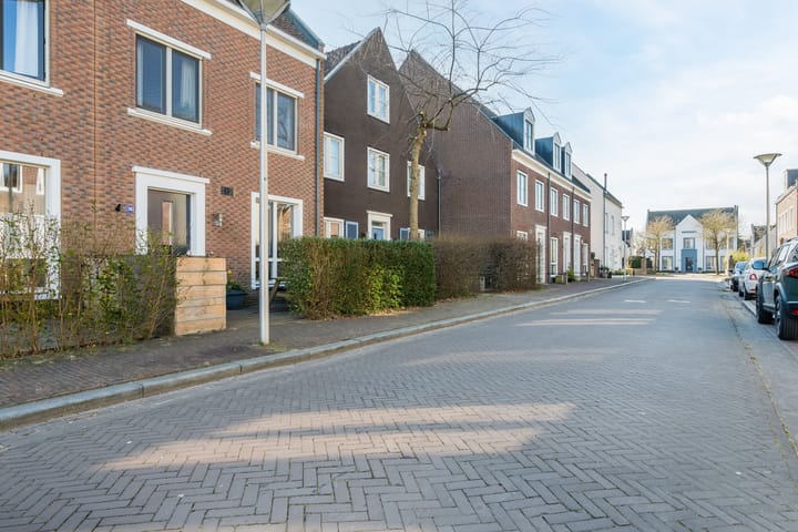 Foto 60 van Anton van Duinkerkenlaan 116