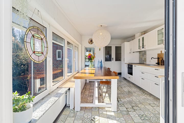 Foto 10 van Meuserstraat 90