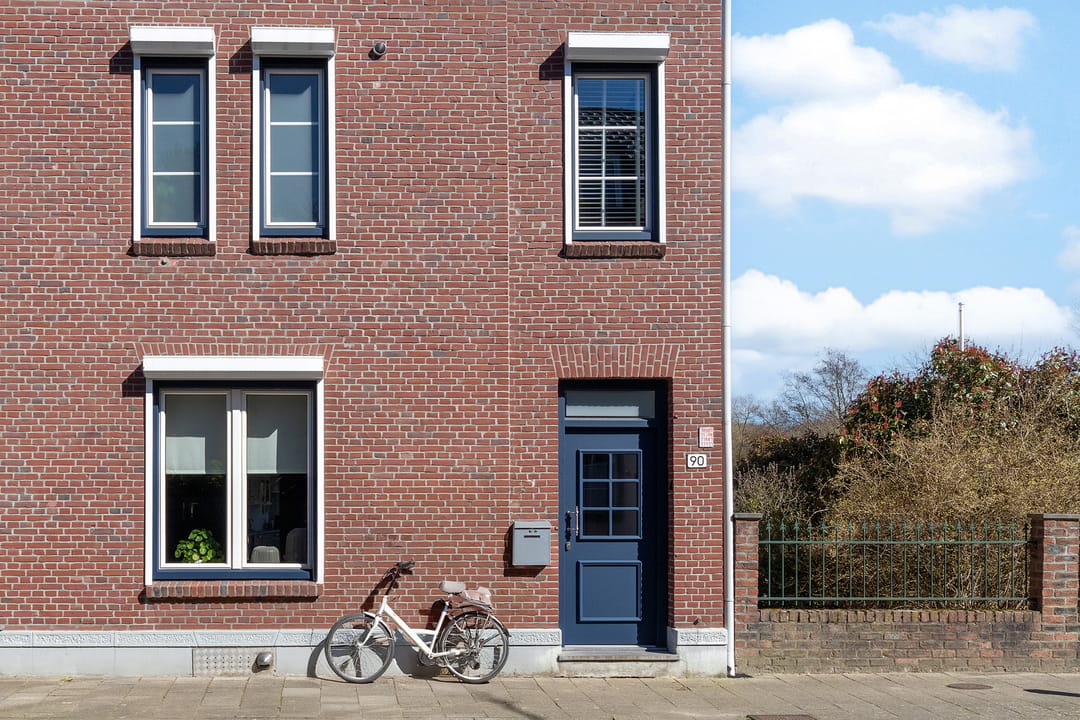 Photo 31 of Meuserstraat 90