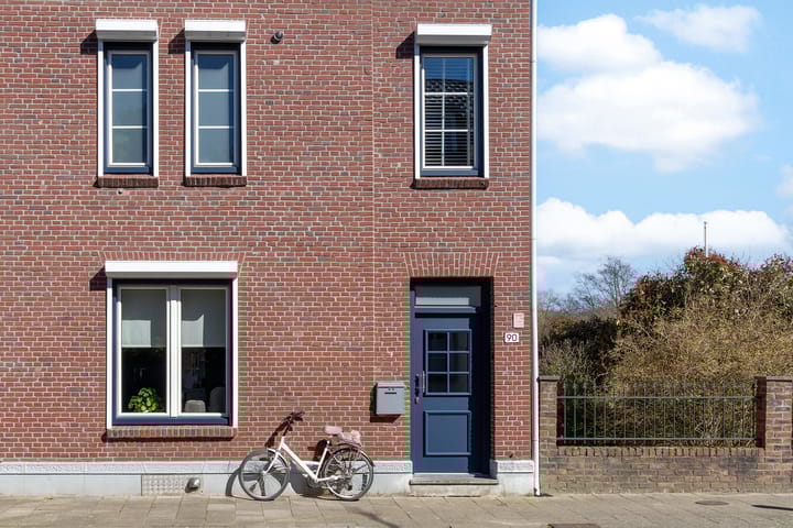 Foto 31 van Meuserstraat 90