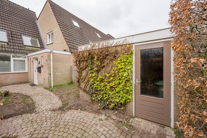 Foto 25 van Brucknerlaantje 75