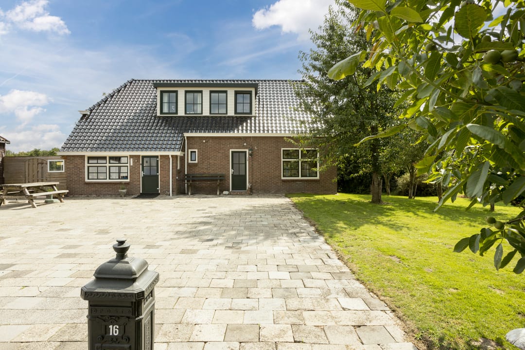 Photo 2 of Gosem Engelsstraat 16