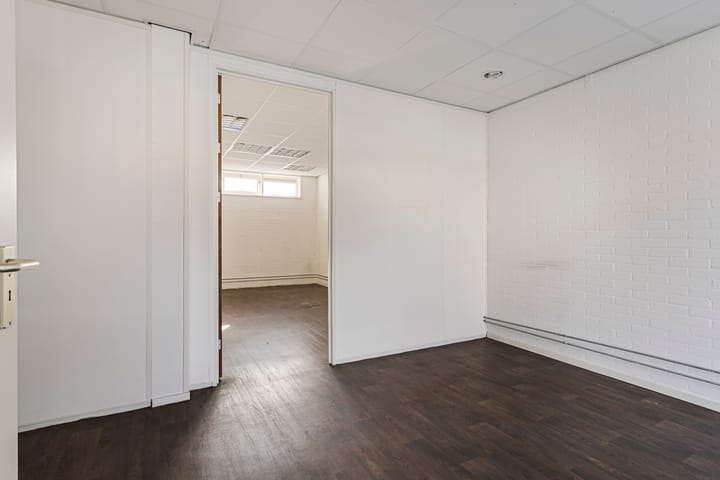 Foto 33 van Oosterbleek 57