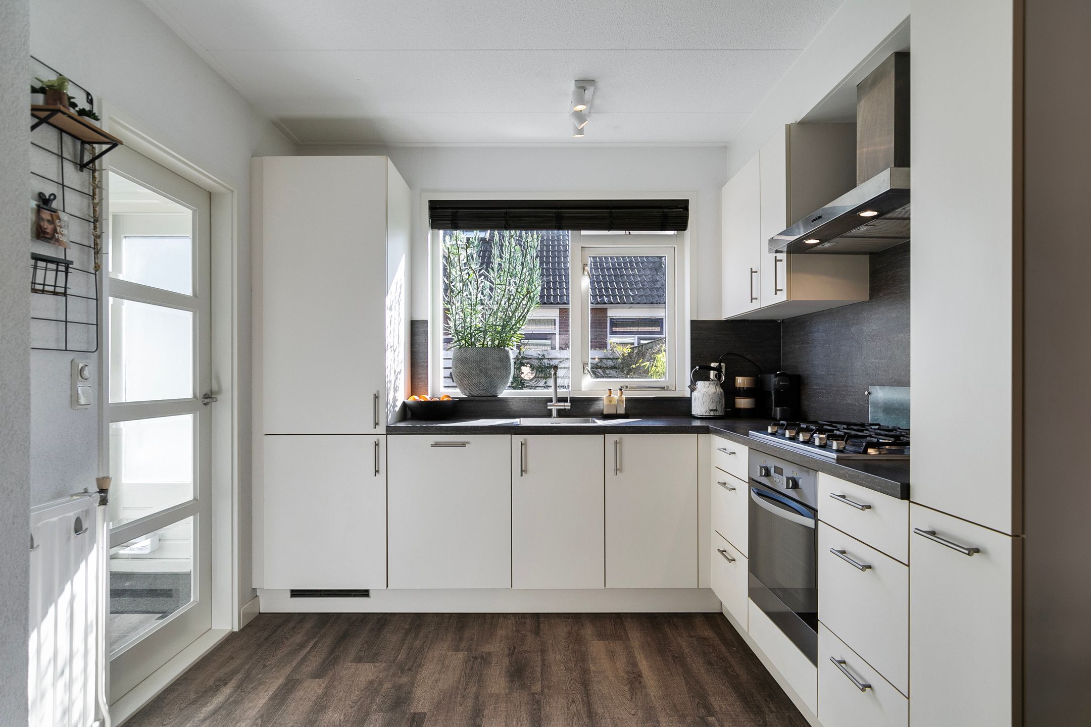 Foto 3 van Dokter van der Windhof 4