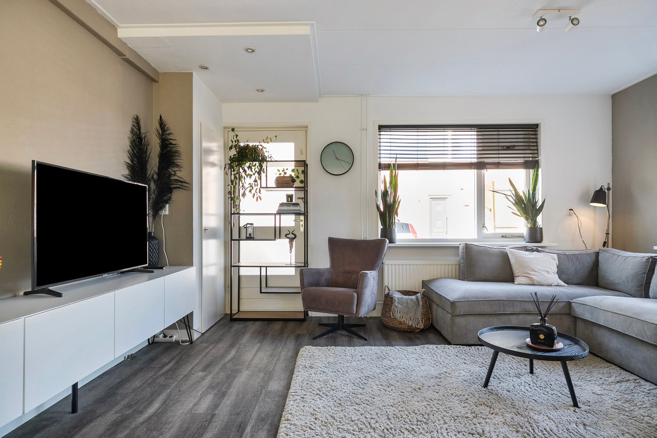 Foto 12 van Dokter van der Windhof 4