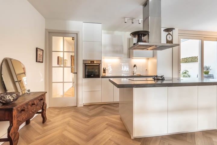 Foto 11 van Oranjeboomstraat 166