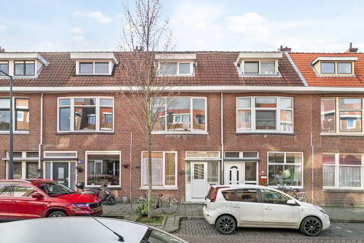 J A Alberdingk Thijmstraat 27