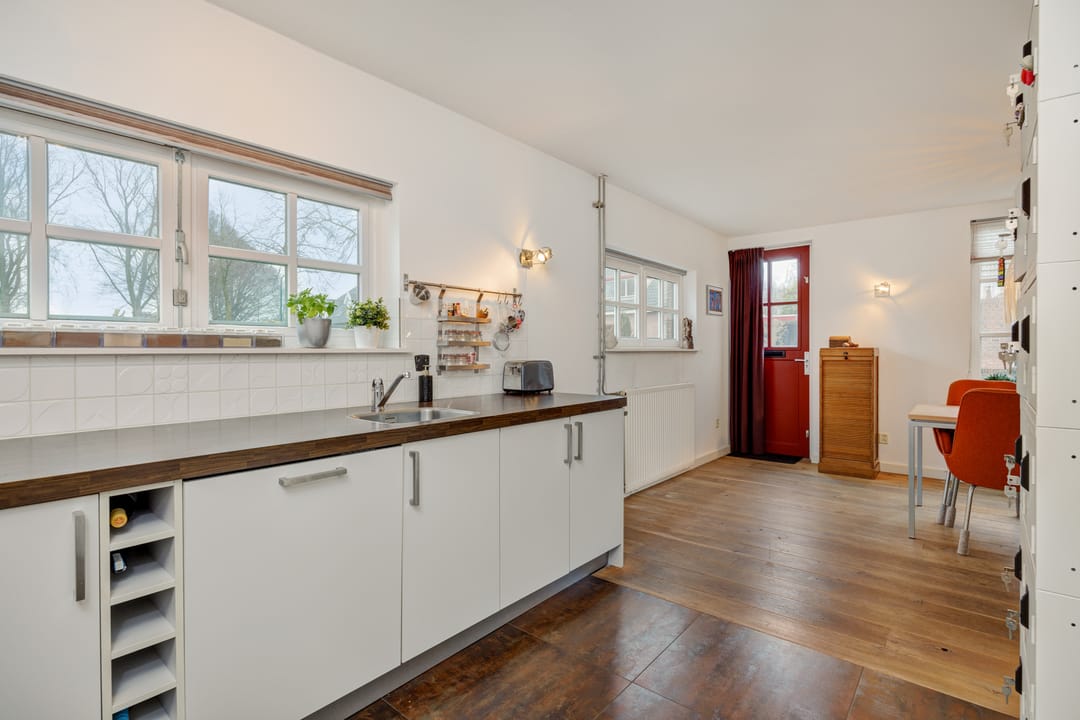 Photo 8 of Grotestraat 2