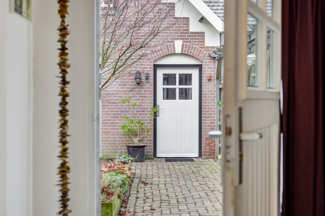 Photo 13 of Grotestraat 2