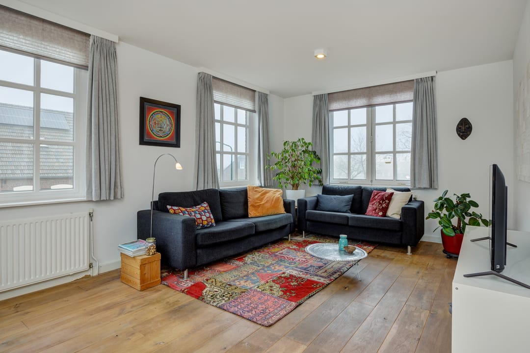 Photo 16 of Grotestraat 2