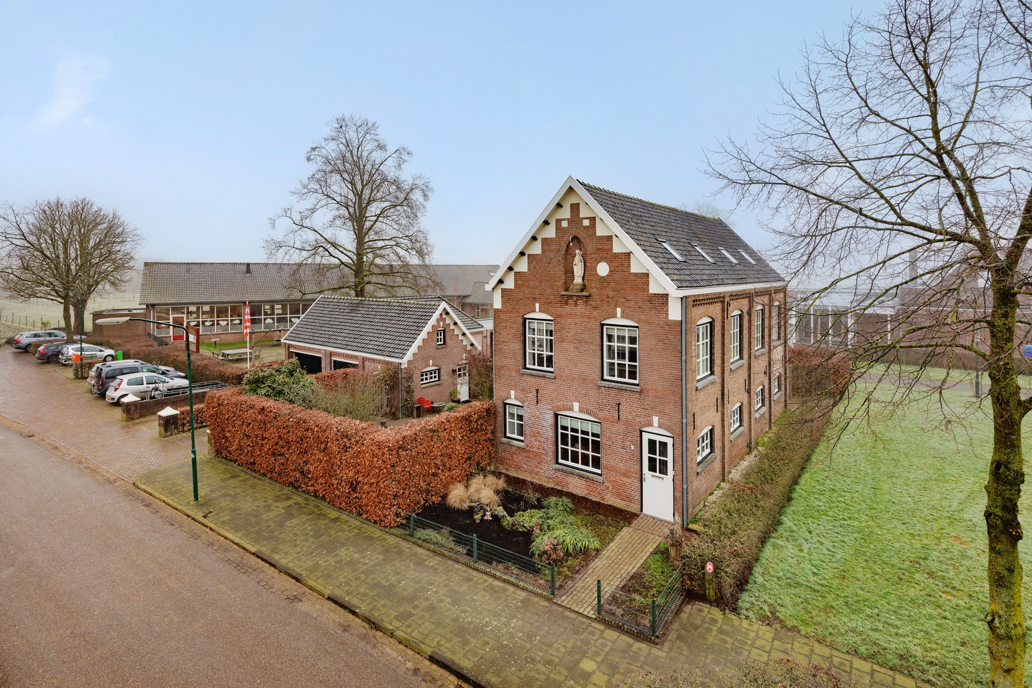 Photo 42 of Grotestraat 2