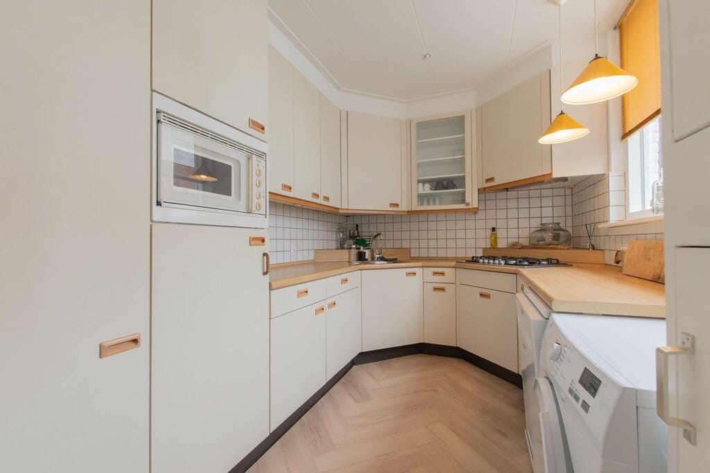 Foto 15 van Molenstraat 45