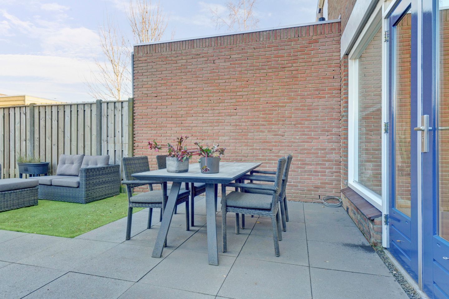 Foto 20 van van Limburg Stirumstraat 54