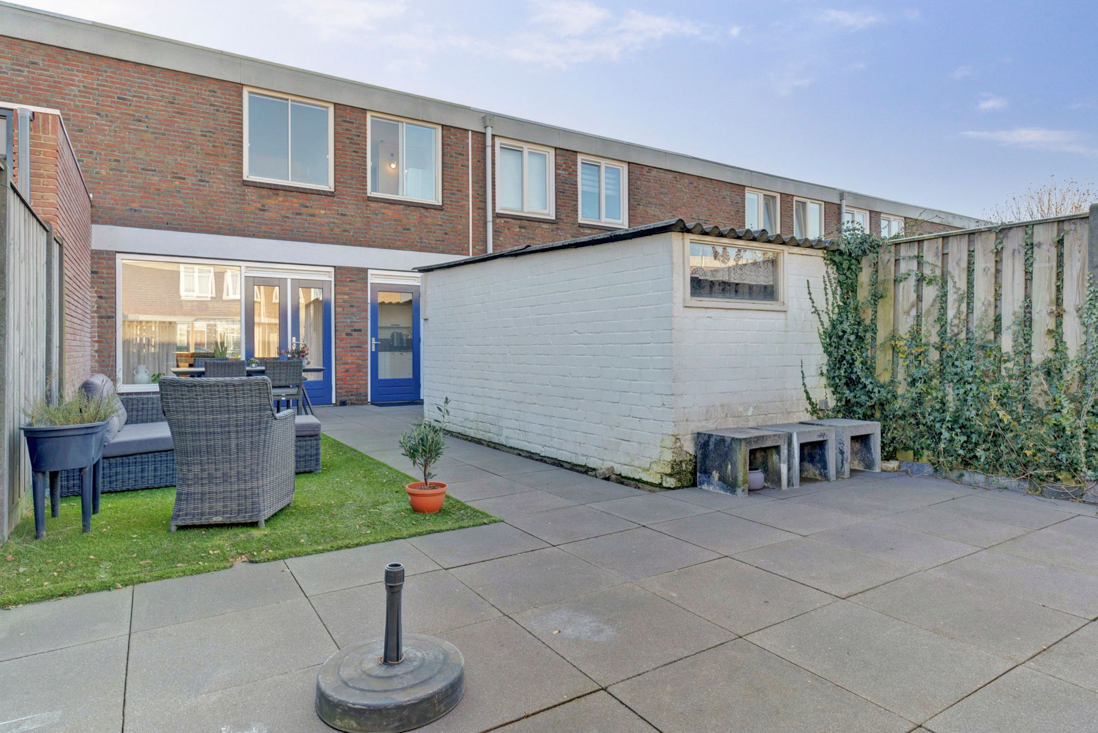 Foto 24 van van Limburg Stirumstraat 54