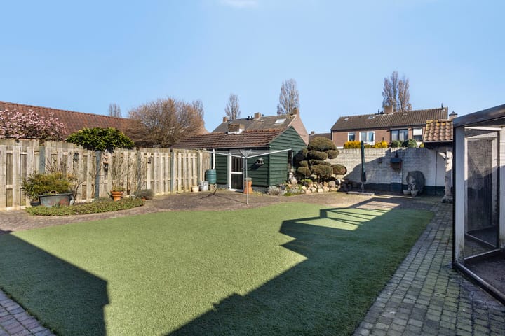 Foto 35 van Abt Moorsstraat 2