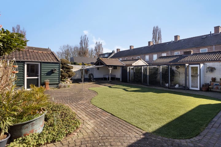 Foto 36 van Abt Moorsstraat 2