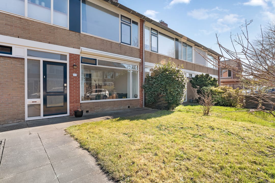 Photo 7 of P. de Hooghstraat 8