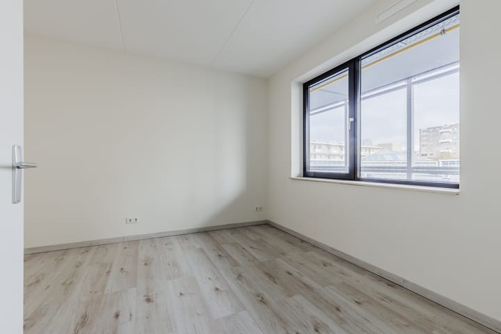 Foto 18 van Brink 74