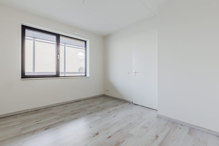 Foto 19 van Brink 74