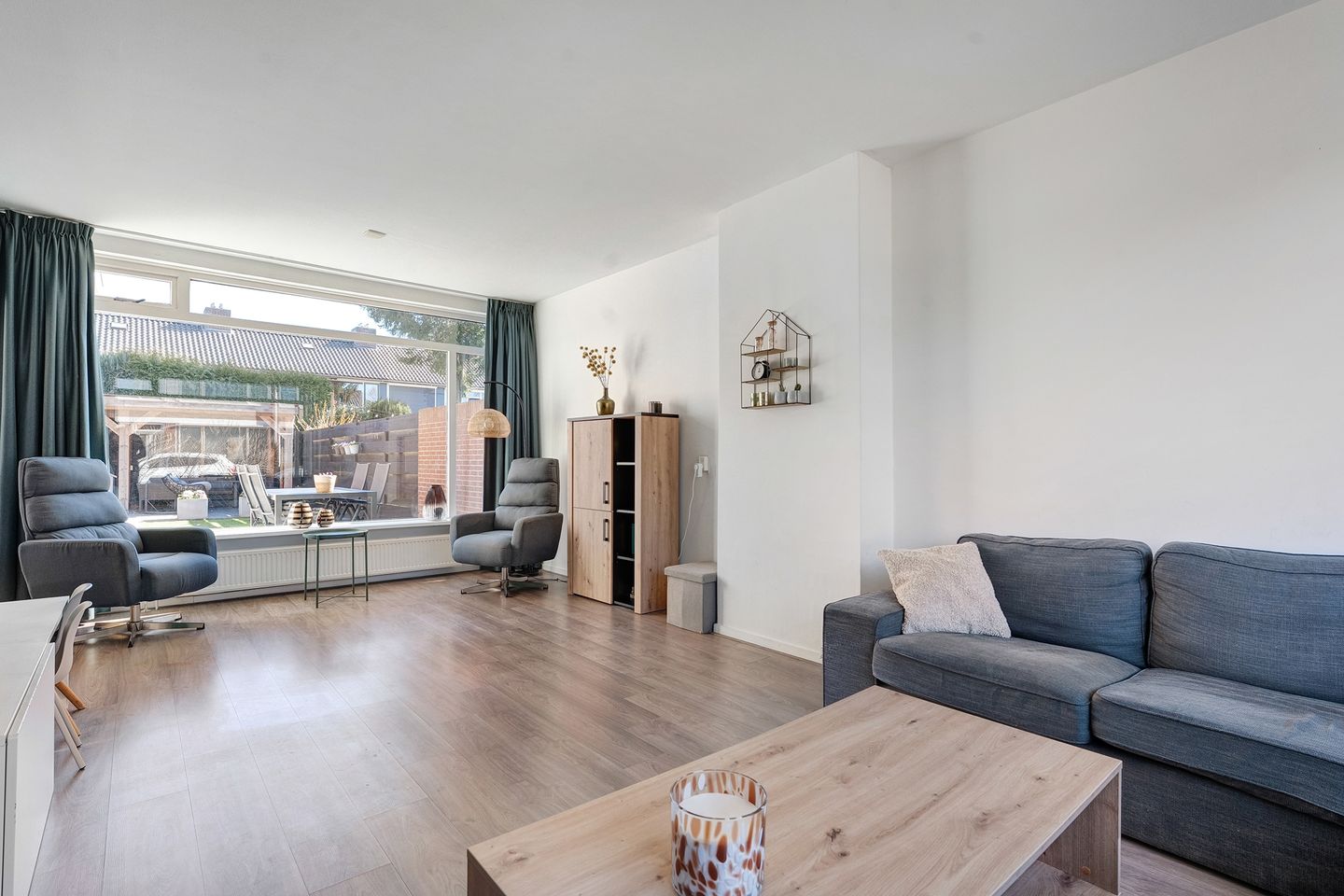 Photo 25 of P. de Hooghstraat 8