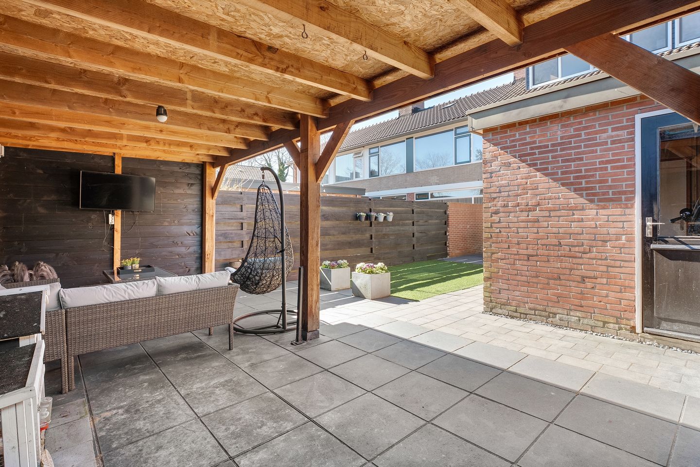 Photo 44 of P. de Hooghstraat 8