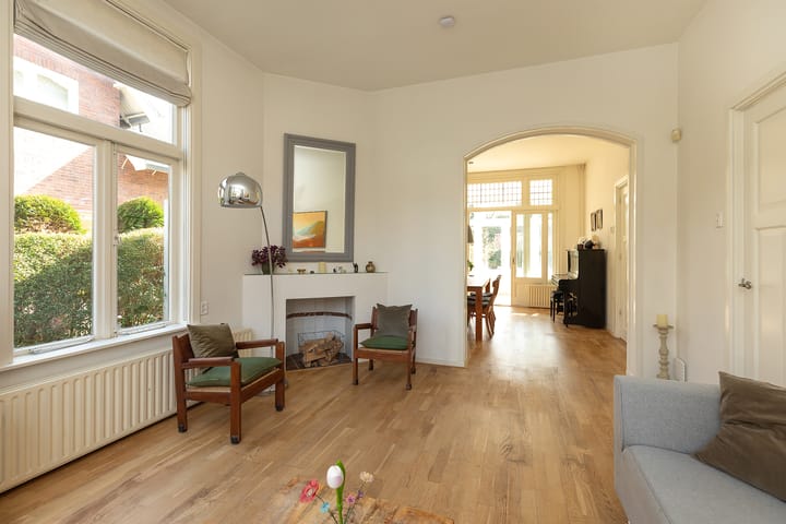 Foto 9 van Borneolaan 10