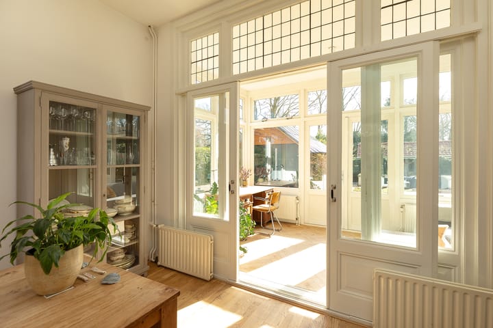 Foto 10 van Borneolaan 10