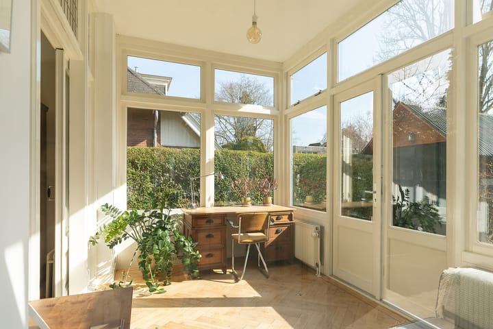 Foto 11 van Borneolaan 10