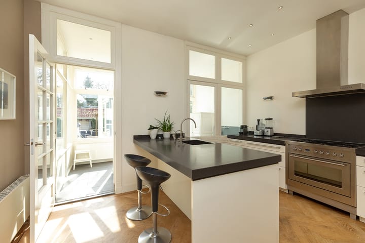 Foto 12 van Borneolaan 10