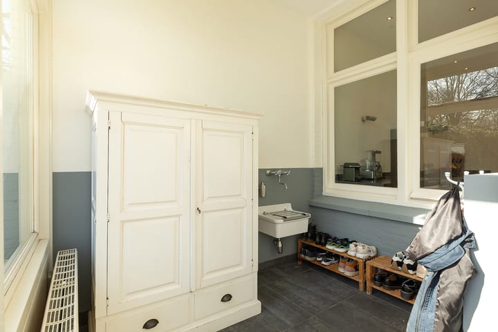 Foto 17 van Borneolaan 10