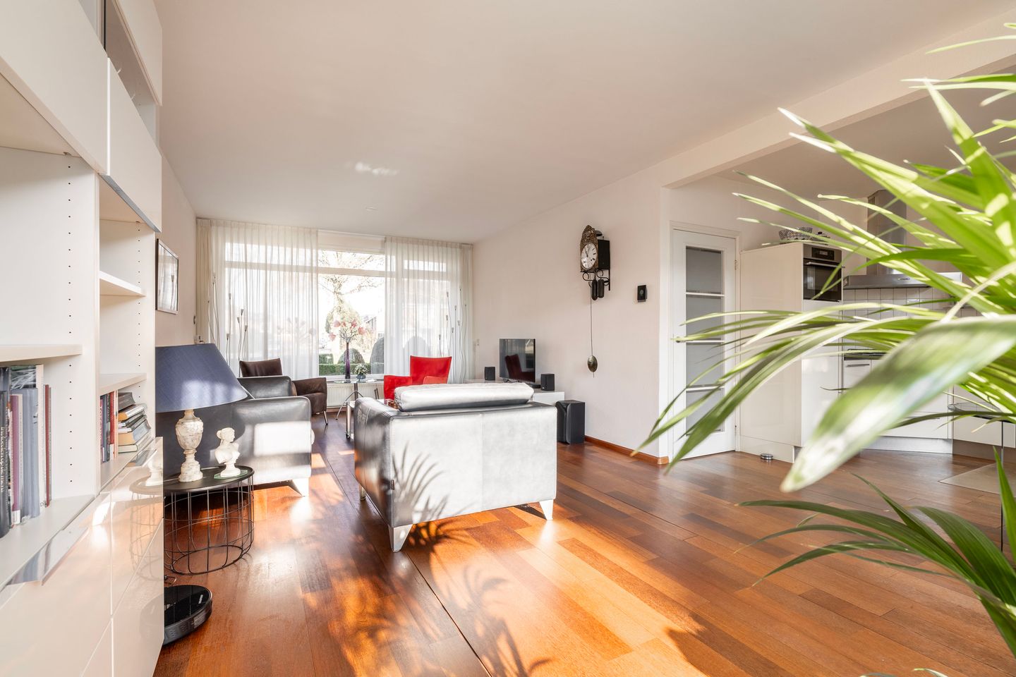 Foto 10 van Vondellaan 196