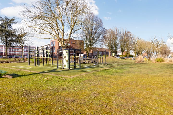 Foto 33 van Vondellaan 196