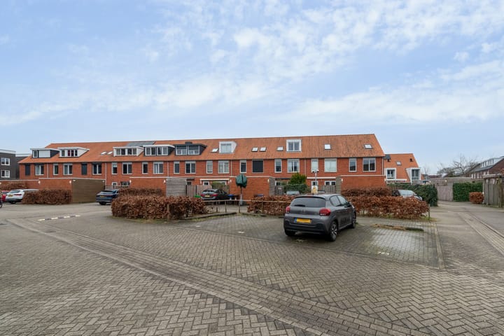 Foto 44 van Prof. Jan Bronnerlaan 153