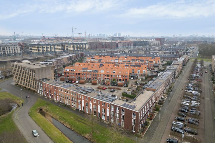 Foto 49 van Prof. Jan Bronnerlaan 153