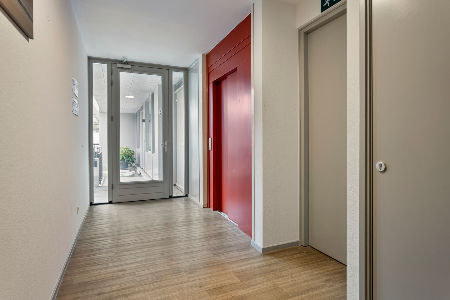 Foto 10 van Onderwijsboulevard 554