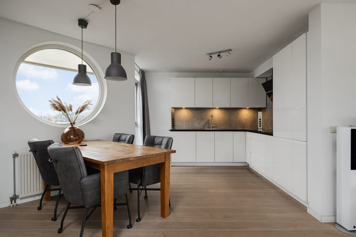 Foto 11 van Julianastraat 30