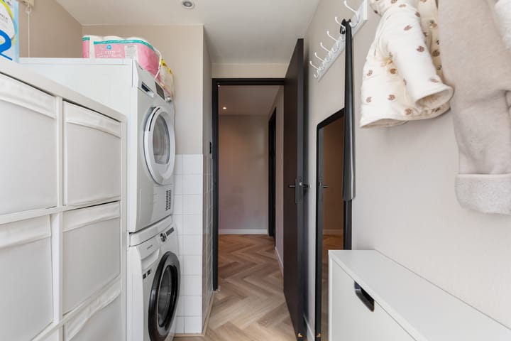 Photo 38 of Hoogenwaardstraat 106-B