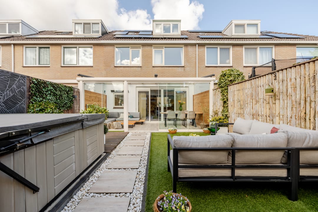 Foto 1 van Hoeker 22