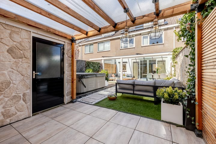 Foto 60 van Hoeker 22