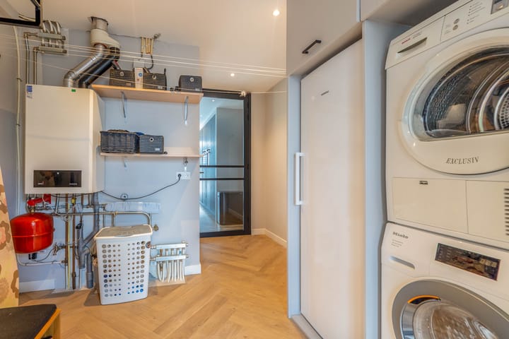 Photo 16 of Bartokstraat 45