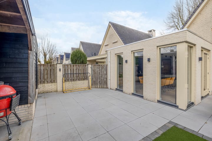 Photo 31 of Bartokstraat 45