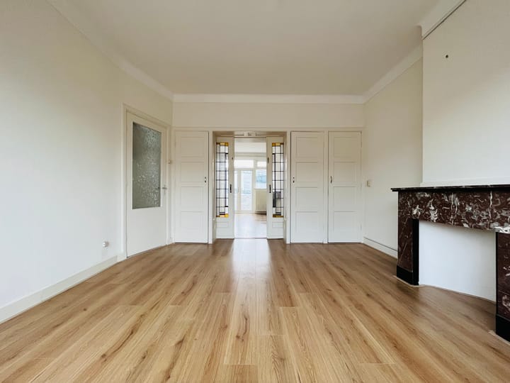 Foto 2 van Roerstraat 60