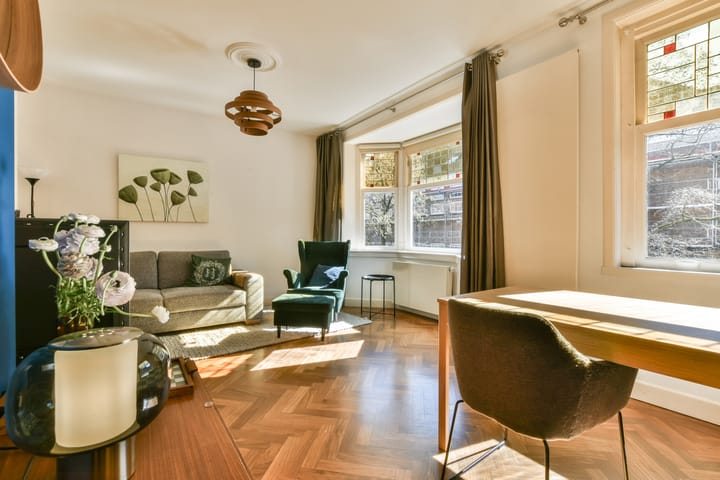 Photo 7 of Bennebroekstraat 16-2