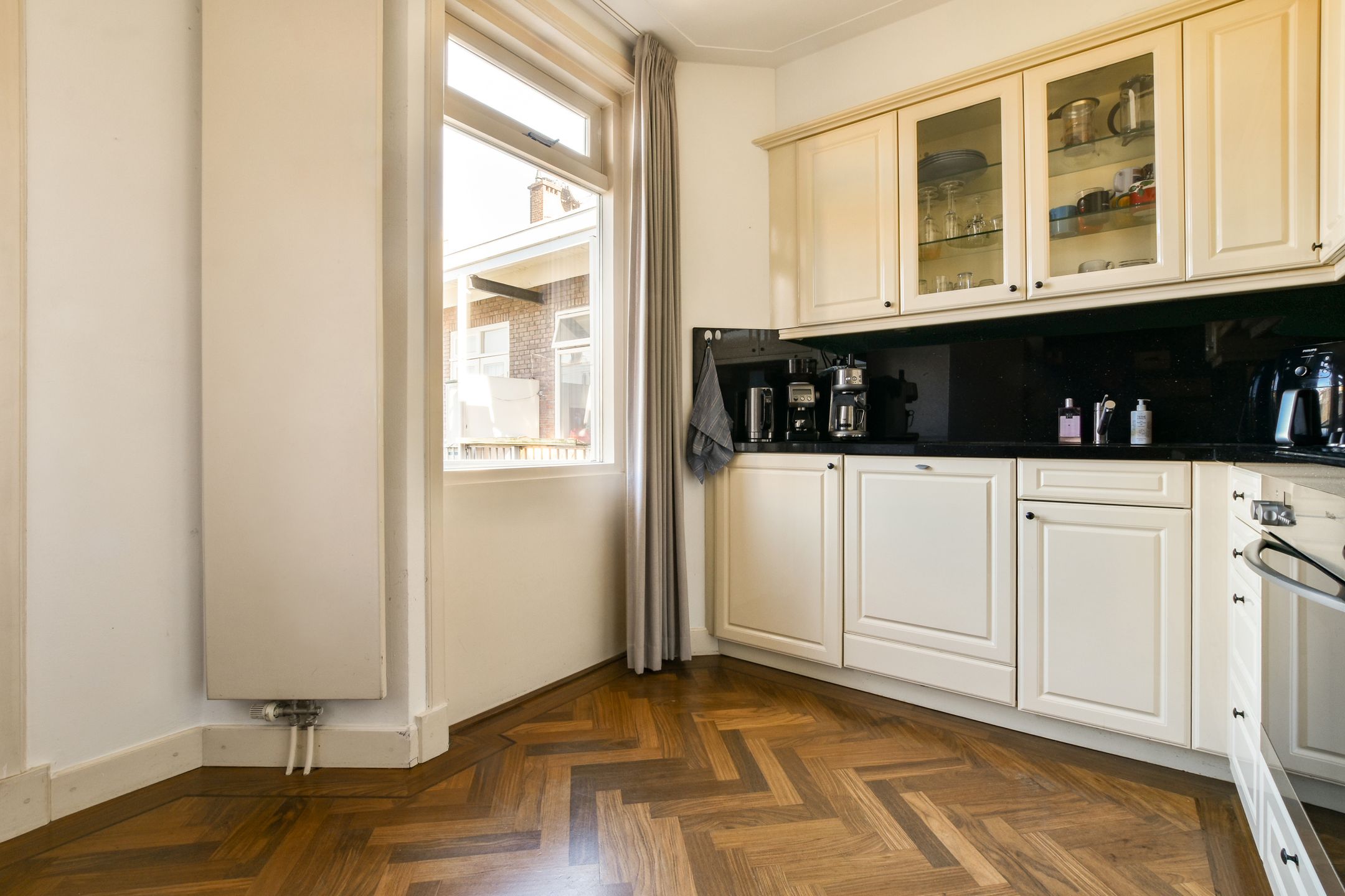 Foto 9 van Bennebroekstraat 16-2