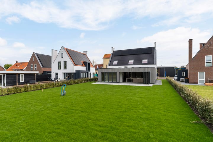 Photo 4 of Burghseweg 74